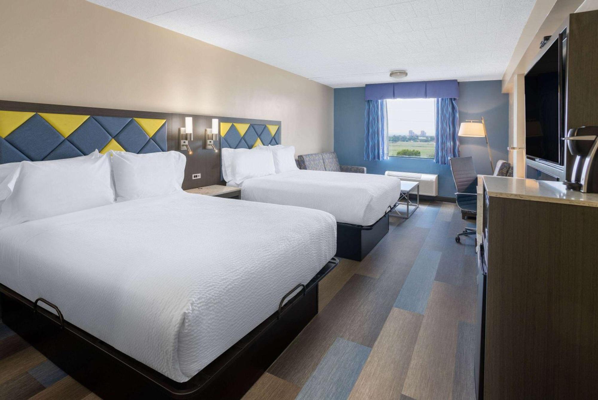Days Hotel By Wyndham North Bergen Exterior foto
